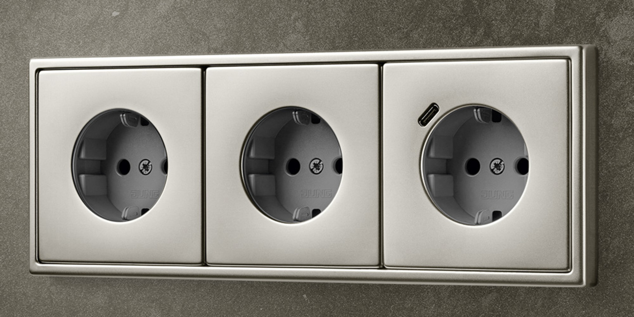 SCHUKO® Steckdosen mit USB bei Elektro Ehrt GmbH in Lutherstadt Eisleben