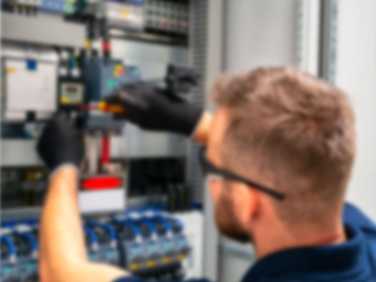 Nieder&shy;spannungs&shy;anlagen bei Elektro Ehrt GmbH in Lutherstadt Eisleben